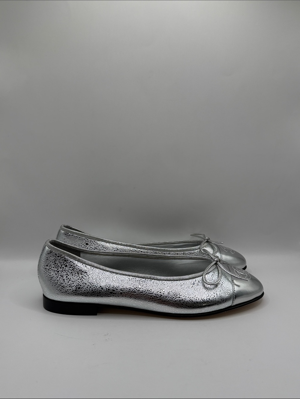 CHANEL Cambon Leather Ballet Flats - Picture 4 of 9